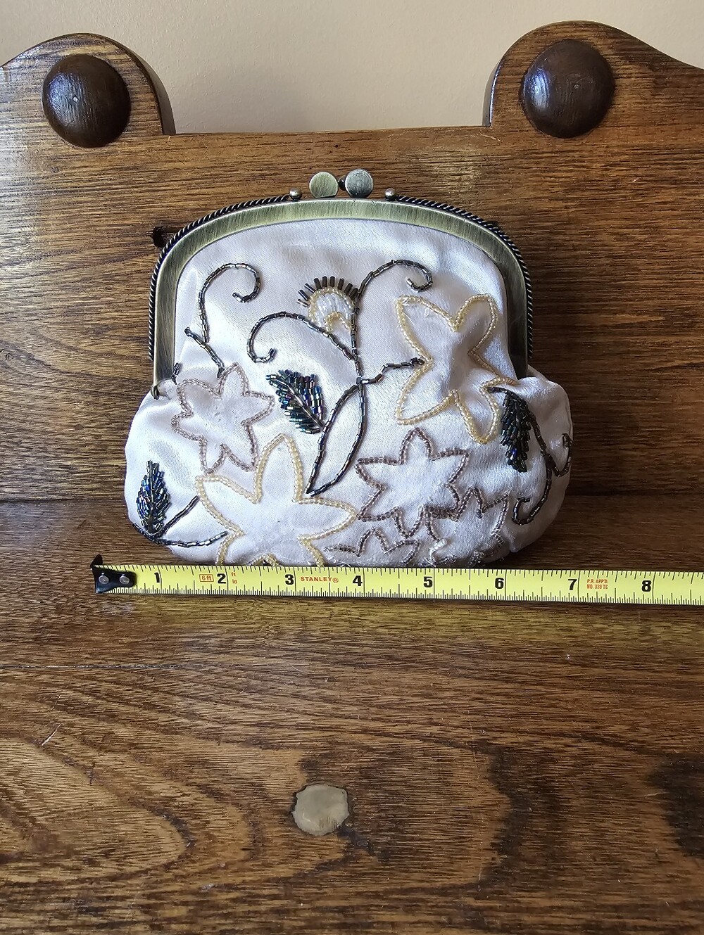 VINTAGE Satin Beaded Clutch - Picture 8 of 8
